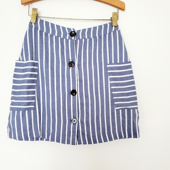 Altar'd State blue & white striped mini-skirt - Picture 2 of 5